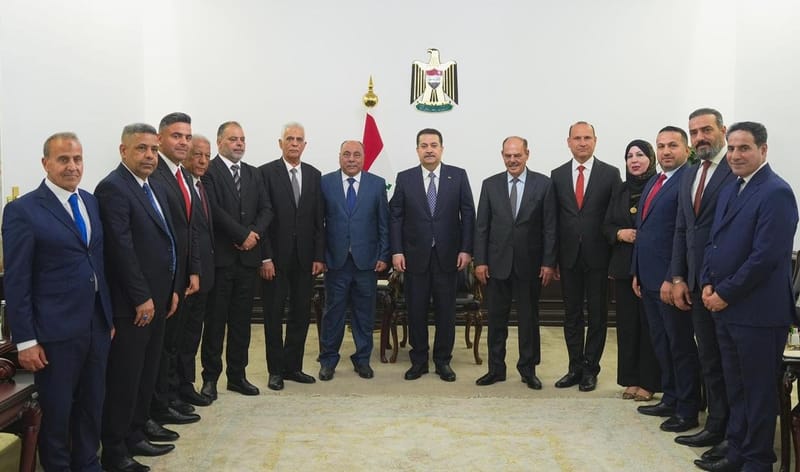 رئيس الوزراء: الصحفيون شركاء للدولة والإعلام المهني رافق مسيرة الحكومة