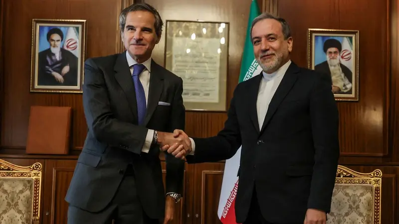 مدير الوكالة الذرية: أجريت مناقشات فنية معمقة مع عراقجي