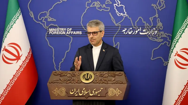 إيران: خبراء اقتصاديون وقانونيون وفنيون انضموا للمفاوضات