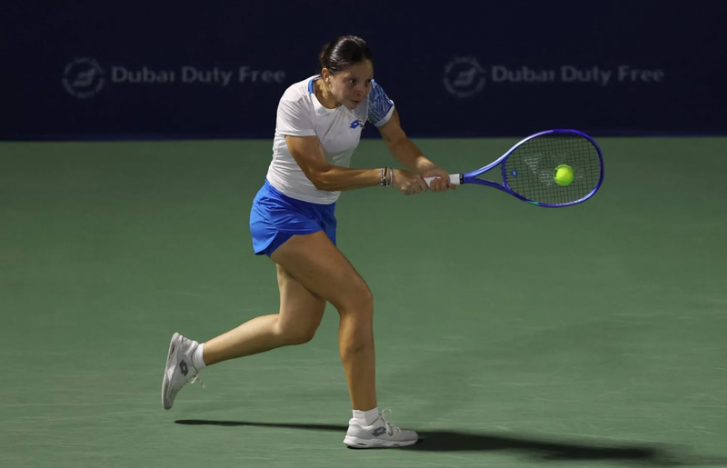 الخاسرة المحظوظة روجيتش تصعق رادوكانو وتخطف الأضواء في دبي