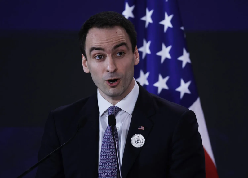 البيت الأبيض: أميركا ترفض «بشكل قاطع» حوكمة الذكاء الاصطناعي