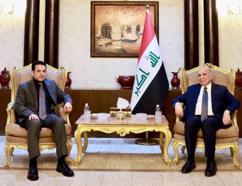 الأعرجي وحسين يؤكدان أهمية دور الدبلوماسية العراقية في خفض التصعيد بالمنطقة