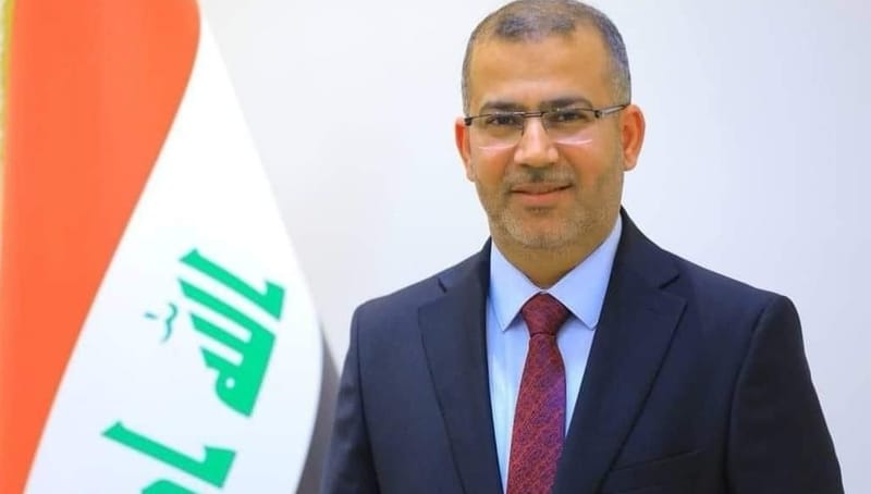 محافظ المثنى يعلن استحصال أمر ولائي بإيقاف تنفيذ قرارات مجلس المحافظة أمس