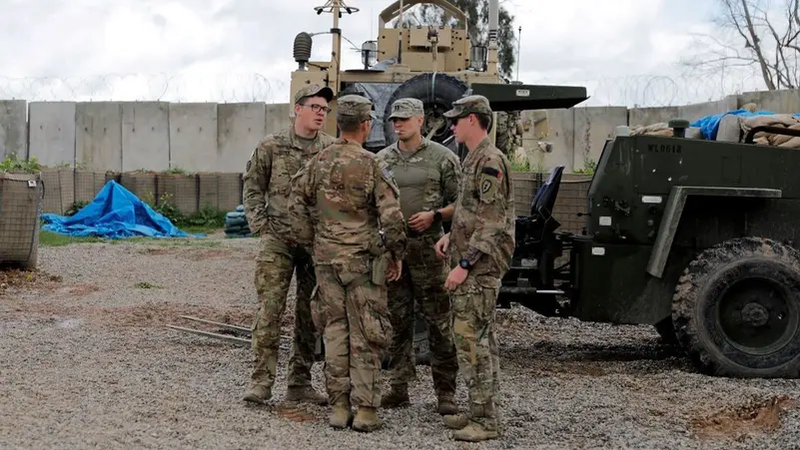 فصائل عراقية تهدد القوات الأميركية وتتهمها بـ"المماطلة في الانسحاب"