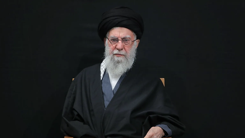 الحكومة العراقية تعلن الحداد العام على استشهاد السيد الخامنئي لمدة ثلاثة أيام