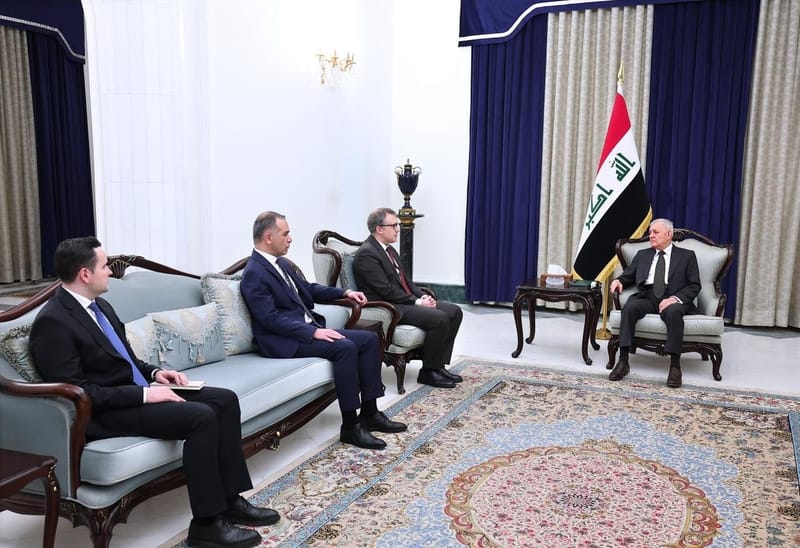 رئيس الجمهورية يؤكد أهمية تكثيف الجهود الدبلوماسية وتعزيز التنسيق لمعالجة الأزمات