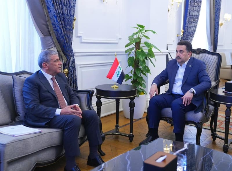 رئيس الوزراء: الحكومة تواصل جهودها لمواجهة التحديات الكبيرة التي يمر بها البلد