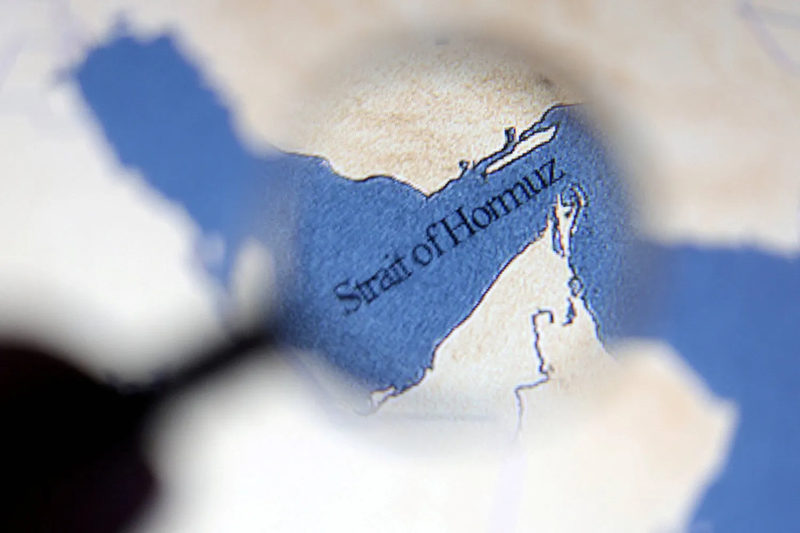 الجيش الأميركي يقصف مرابض صواريخ إيرانية مضادة للسفن قرب هرمز