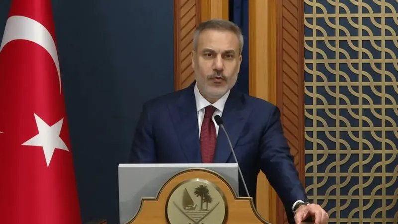 تركيا: نقدم نصيحة "ودية" لإيران لتجنب اتساع نطاق الحرب