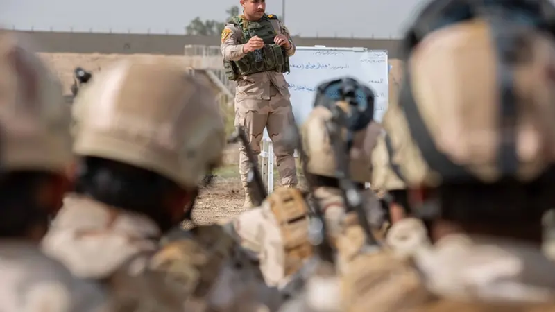 بعثة الناتو "تنسحب مؤقتاً" من العراق مع استمرار الحرب بالشرق الأوسط