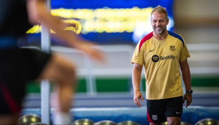 رغم الملايين.. فليك يرفض إقامة معسكر لبرشلونة في أمريكا