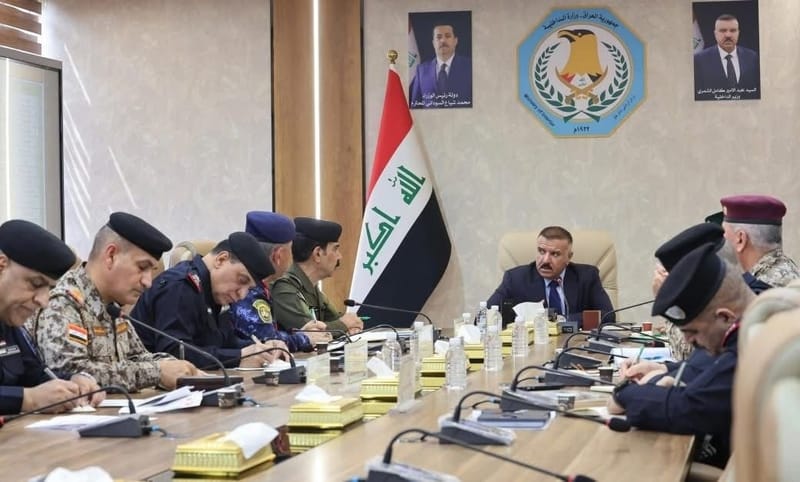 وزير الداخلية يؤكد على الجاهزية الكاملة لجميع القطعات الأمنية وتواصل العمليات الاستباقية