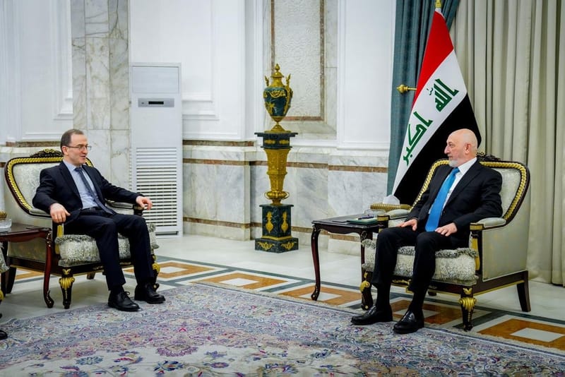 بوتين لرئيس الجمهورية: نتمنى مواصلة العمل لتطوير العلاقات العراقية الروسية