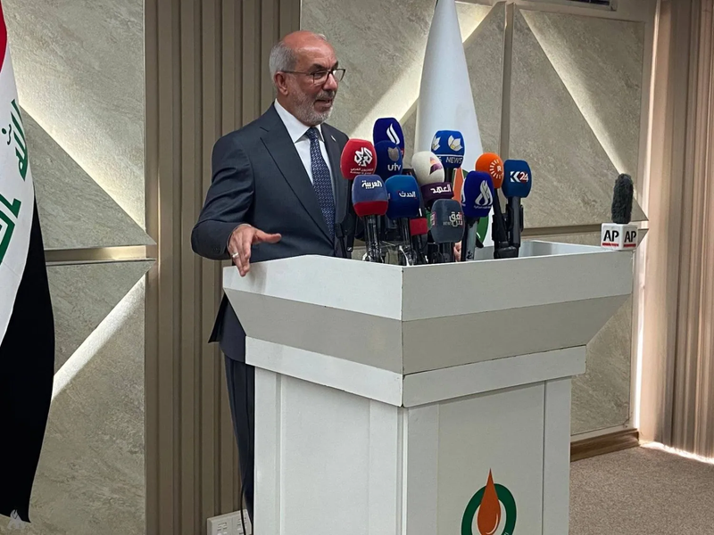 العراق يصدر 10 ملايين برميل من النفط عبر مضيق هرمز في أبريل