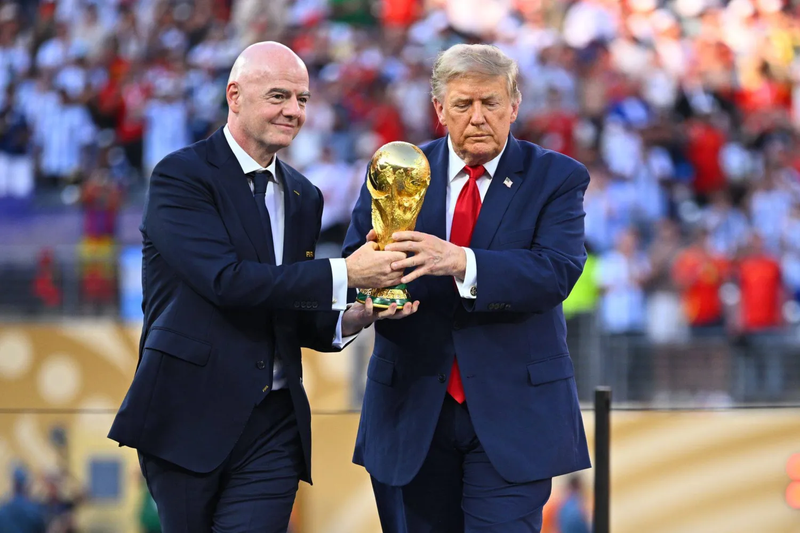 إنفانتينو يهاجم منتقدي مونديال 2026 ويدعوهم للتأمل والصلاة