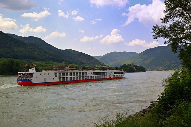 Library Travel Guide: River Cruising
