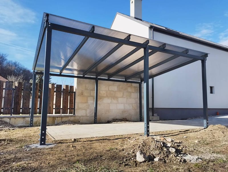 Pergolák: Stílusos és Funkcionális Kiegészítők a Kertben