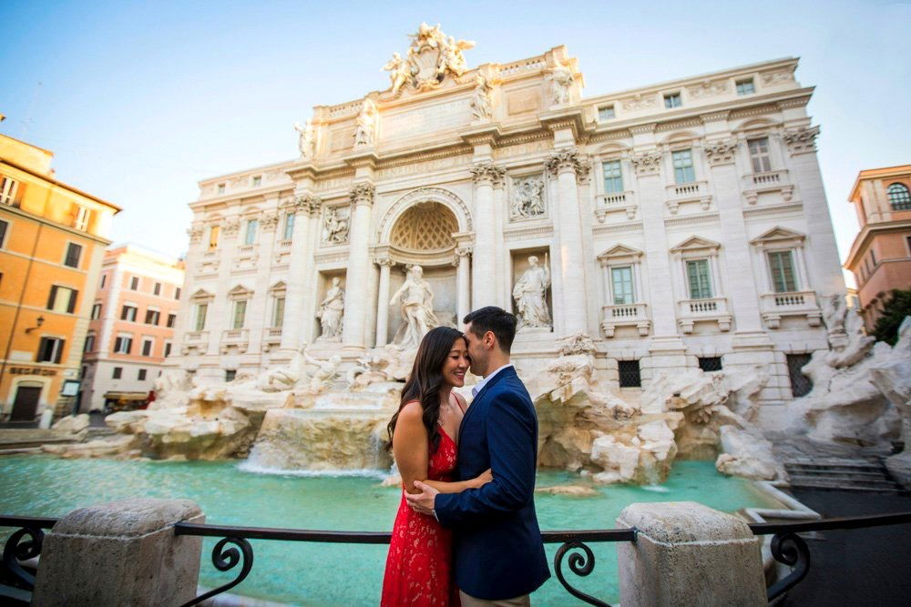 trevi fountain engagement photo session