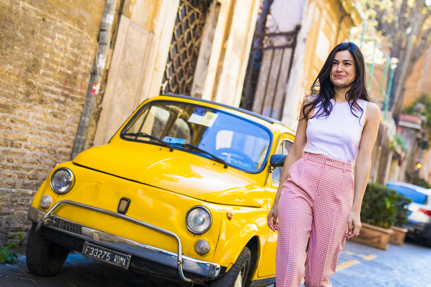 luxury photo session in rome with a vintage 500 car