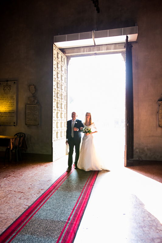 bride crosses the church