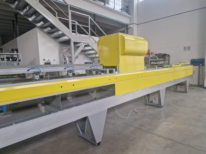 Electronic roller Grader