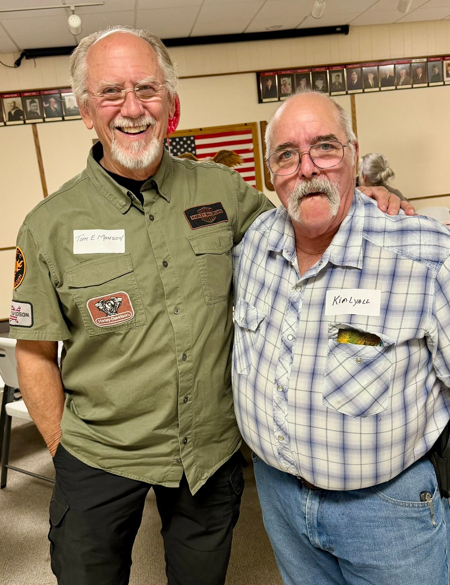 Tom Munson, Kim Lyall