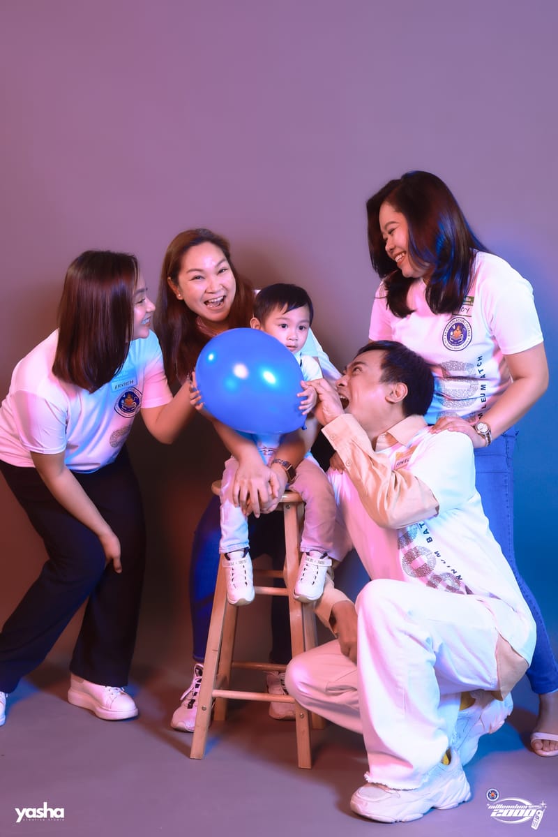 On Site Studio - La Consolacion College B2000 (Reunion)