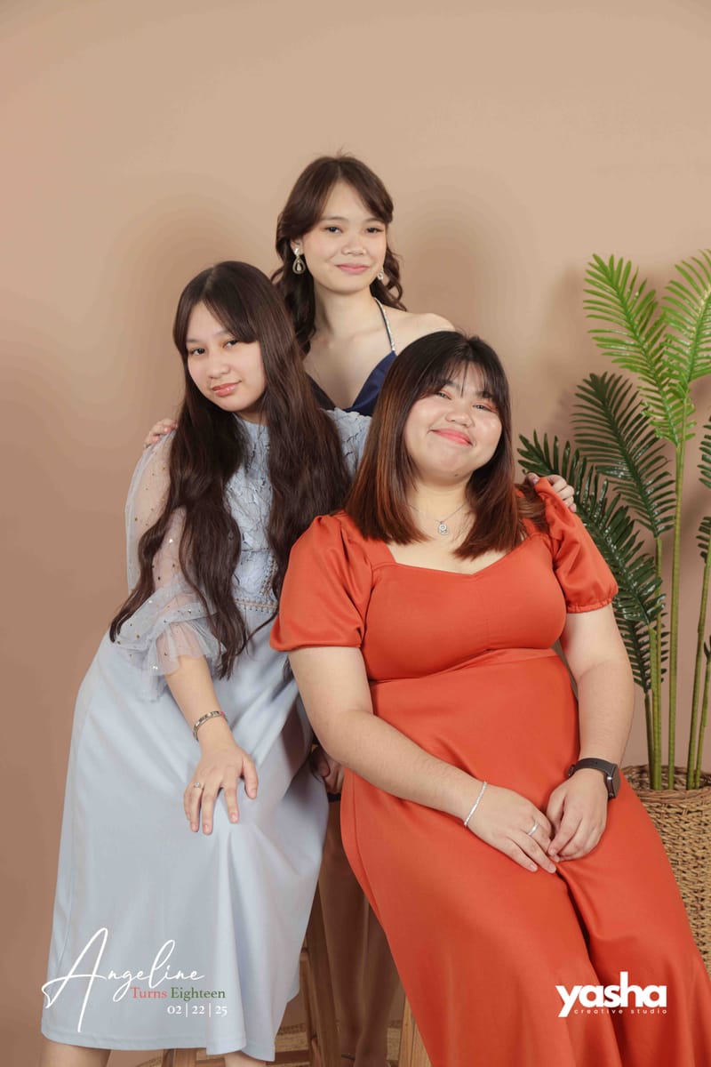 Onsite Studio - Angeline (DEBUT)