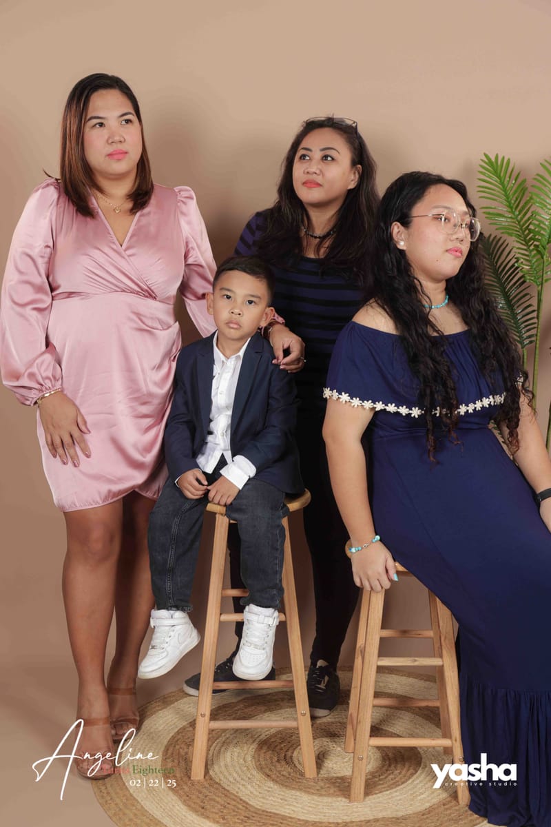 Onsite Studio - Angeline (DEBUT)