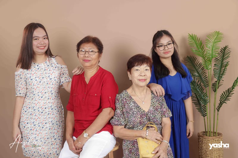 Onsite Studio - Angeline (DEBUT)