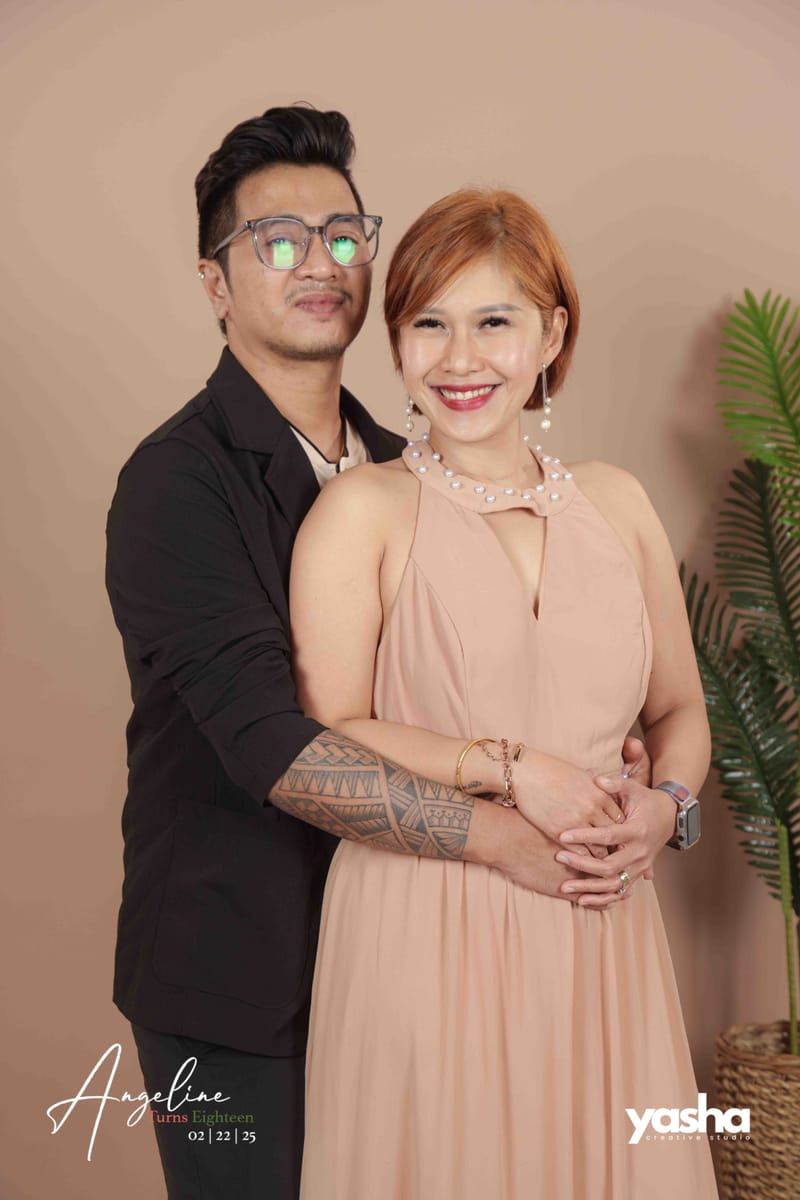 Onsite Studio - Angeline (DEBUT)