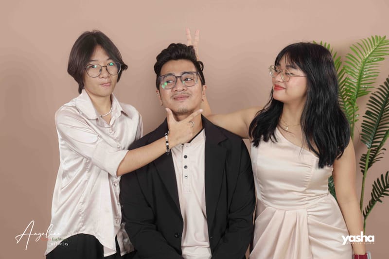 Onsite Studio - Angeline (DEBUT)