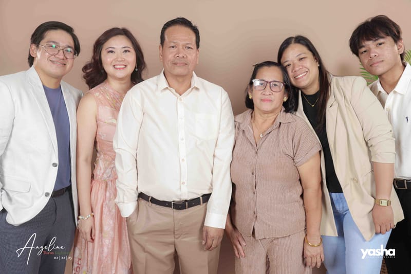 Onsite Studio - Angeline (DEBUT)