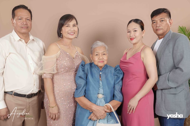 Onsite Studio - Angeline (DEBUT)