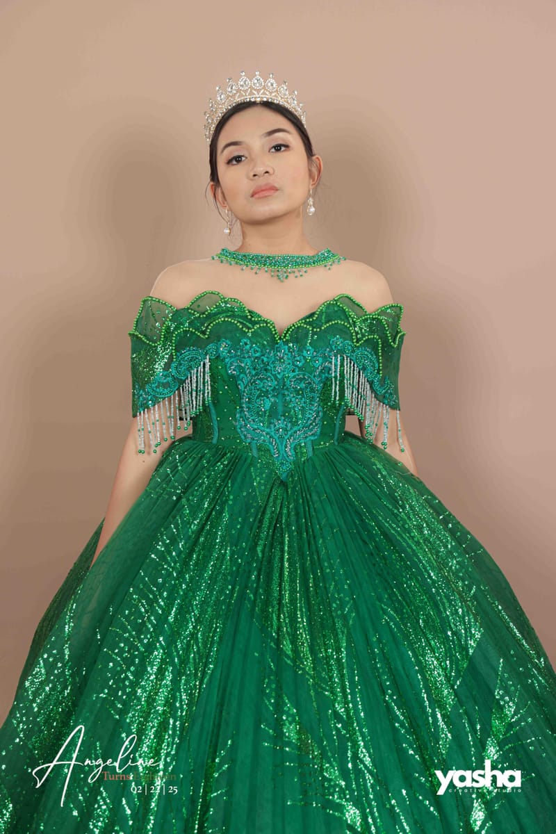 Onsite Studio - Angeline (DEBUT)