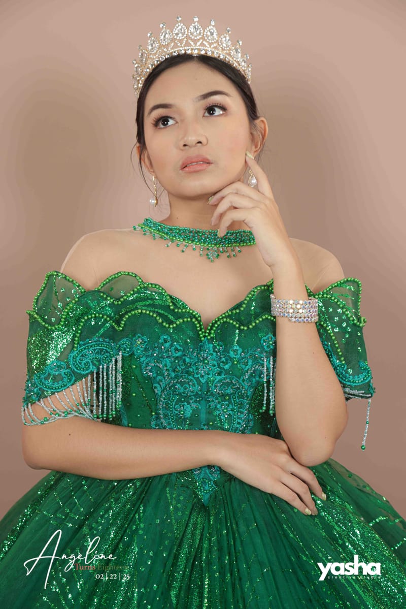 Onsite Studio - Angeline (DEBUT)