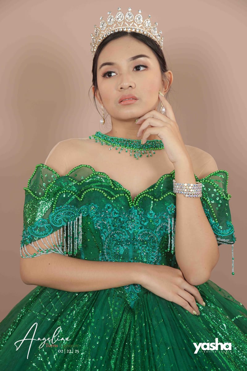 Onsite Studio - Angeline (DEBUT)