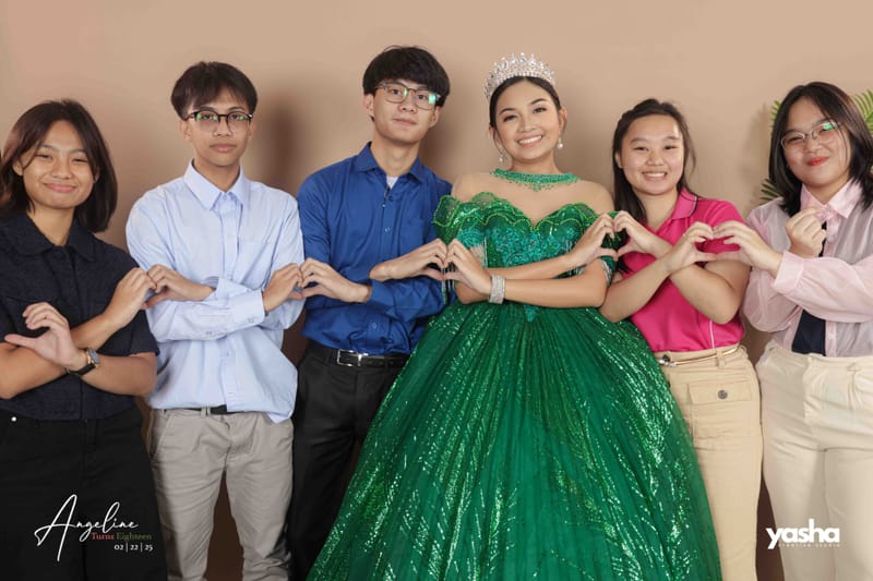 Onsite Studio - Angeline (DEBUT)