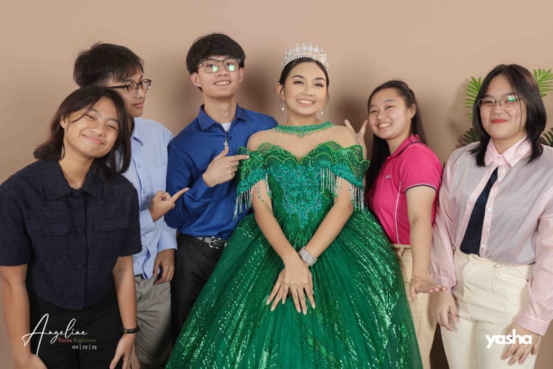 Onsite Studio - Angeline (DEBUT)