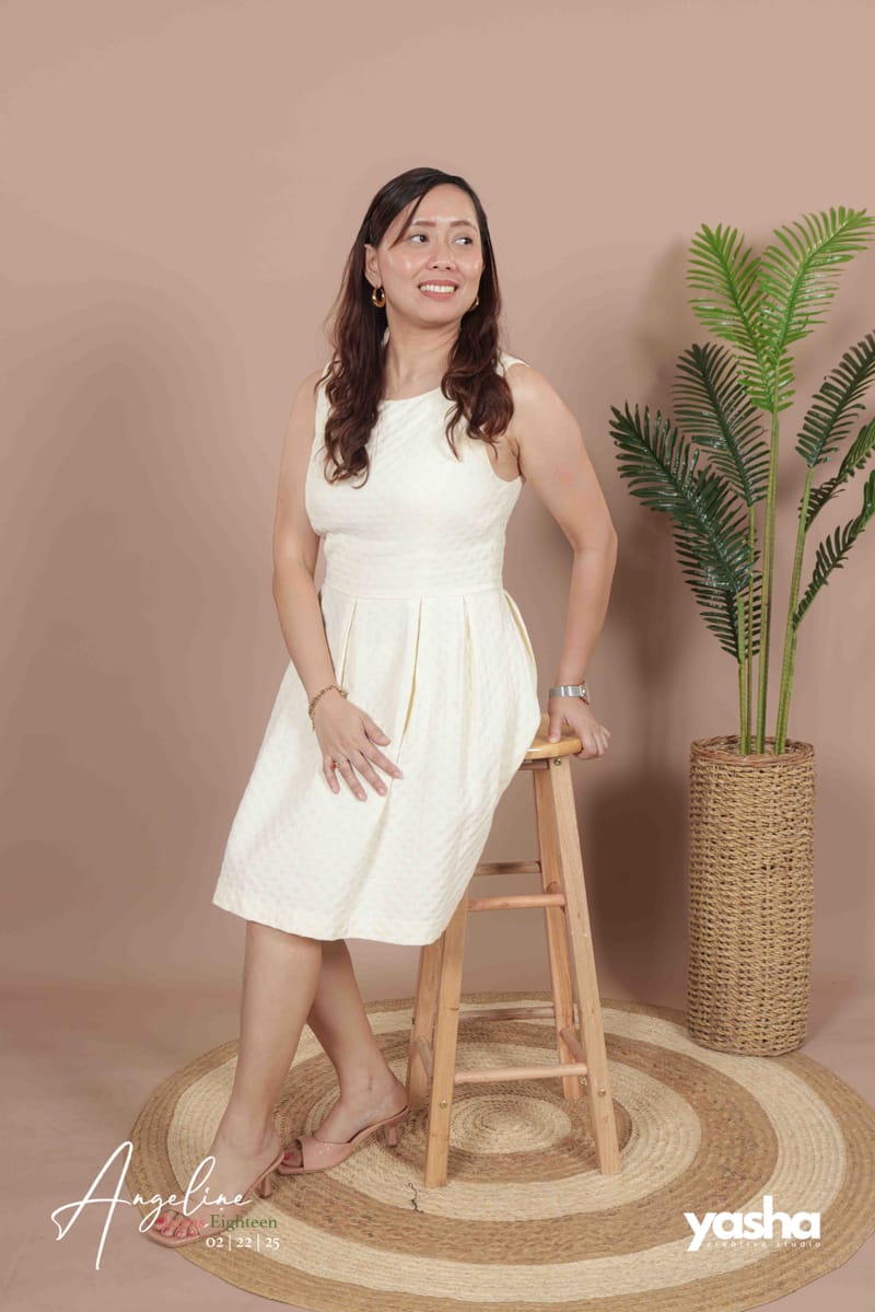 Onsite Studio - Angeline (DEBUT)