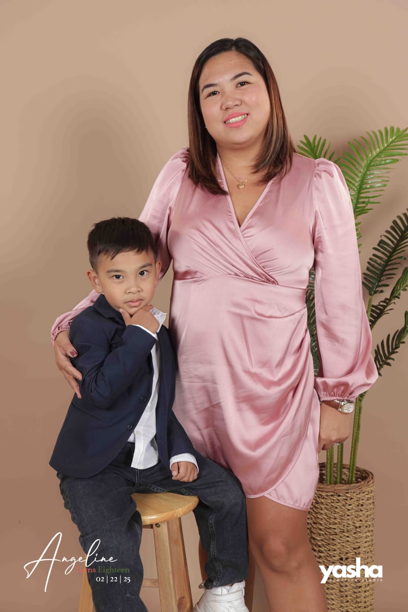 Onsite Studio - Angeline (DEBUT)