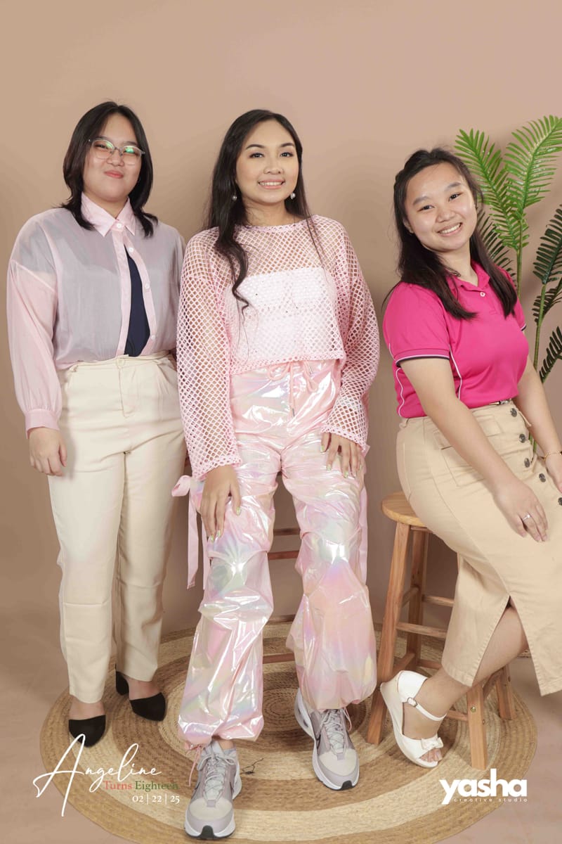 Onsite Studio - Angeline (DEBUT)