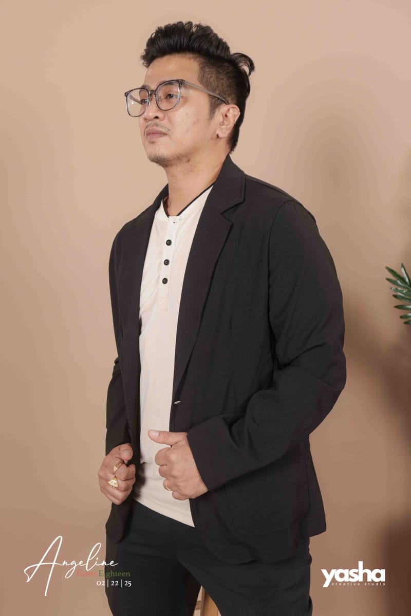 Onsite Studio - Angeline (DEBUT)