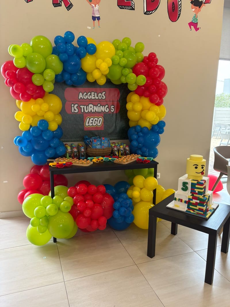 Γιρλάντες-Backdrop