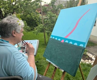 ÜBER MICH / ABOUT ME image