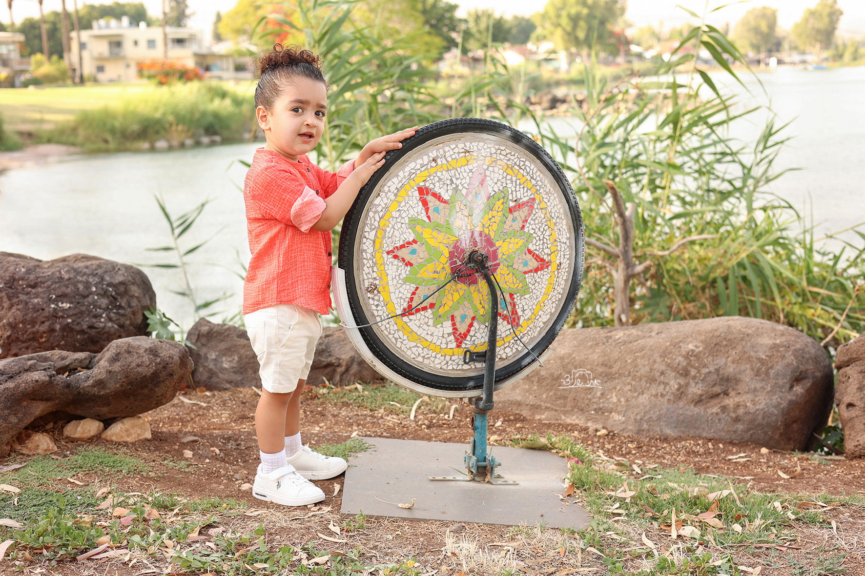 צילומי חלאקה משולבים בתמונות משפחתיות