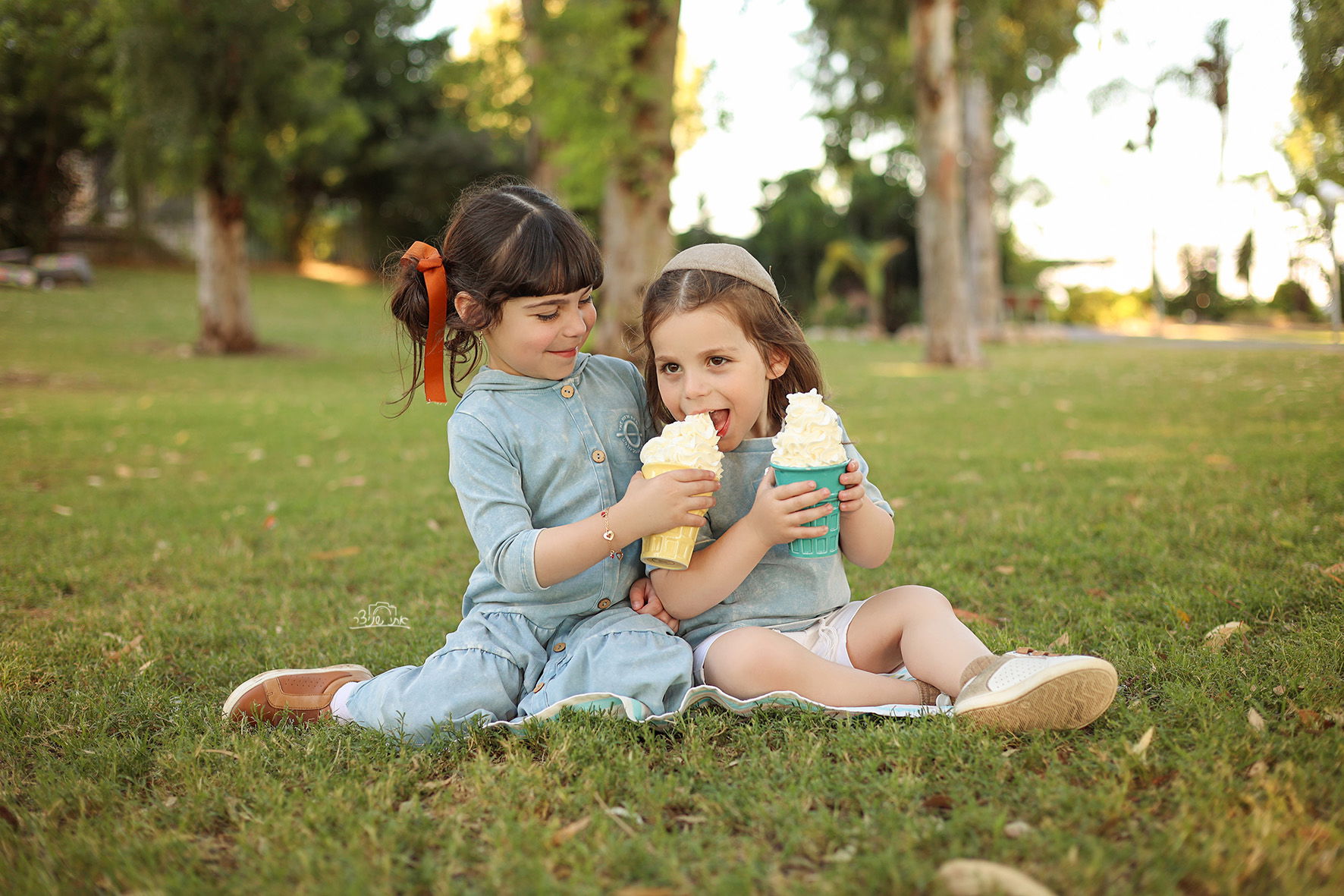 צילומי חלאקה משולבים בתמונות משפחתיות