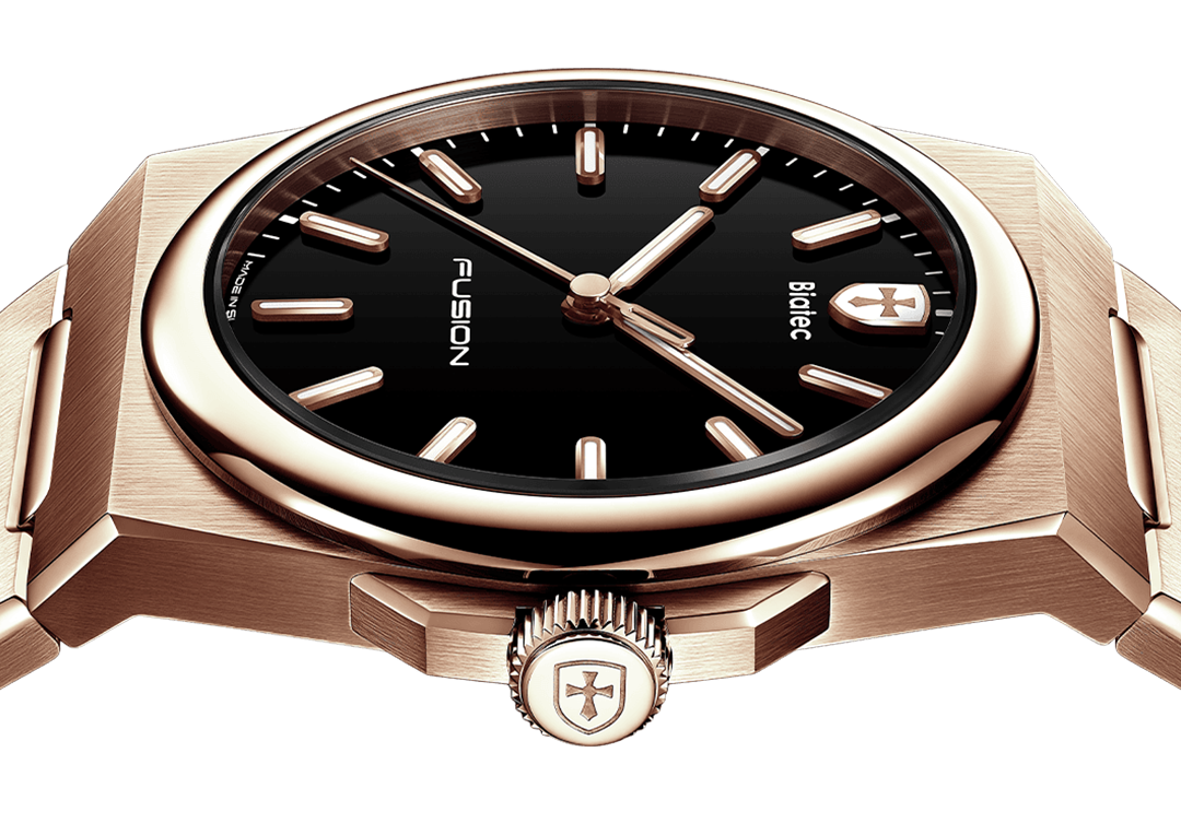Biatec FUSION 02 model - profile view of the case