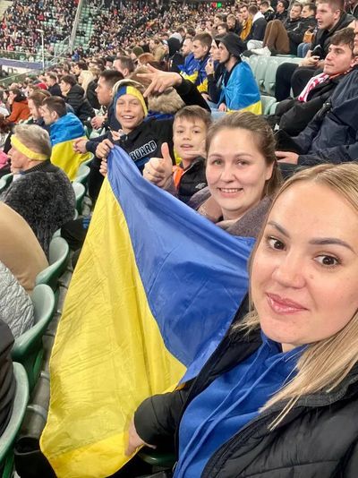 Наші вболівальники на матчі у Варшаві
