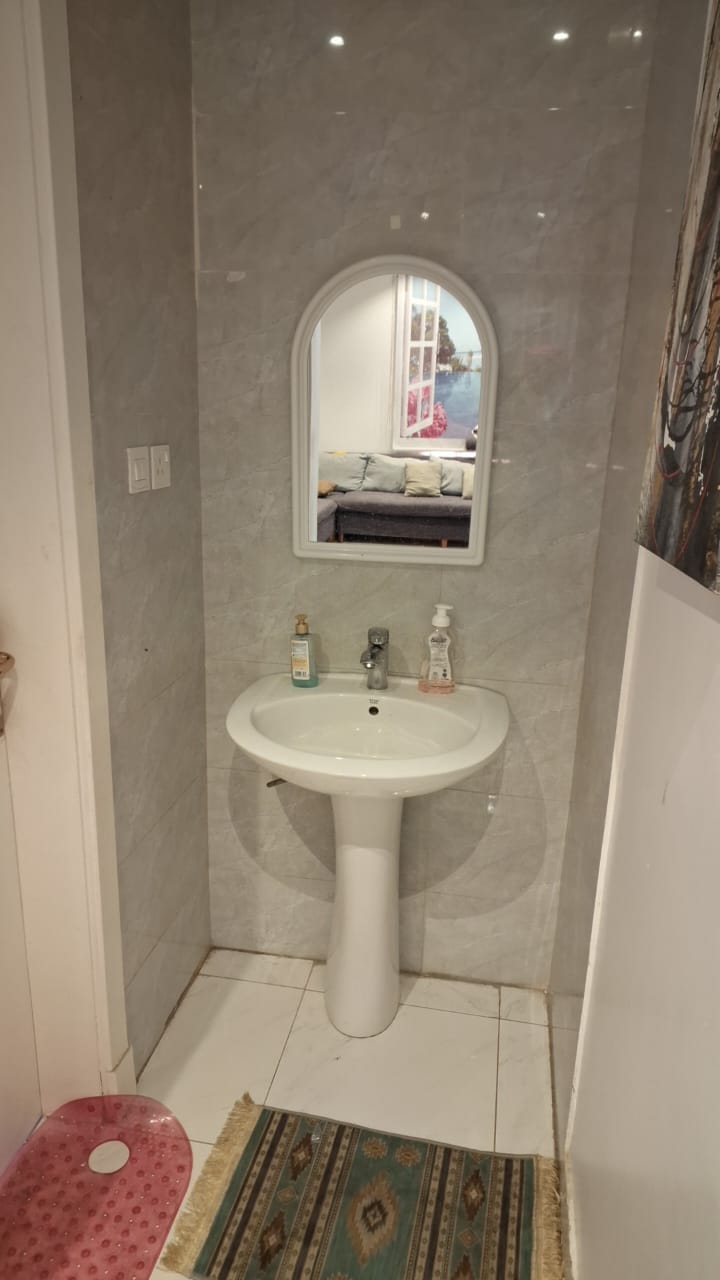 Ahmed Al-Zanjani Street, Shubra District, Riyadh City, Riyadh Region